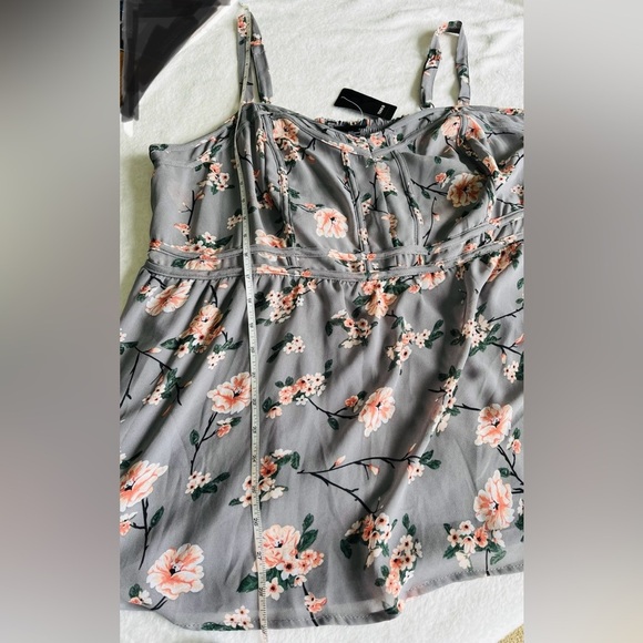 NWT! Torrid size 3 grey babydoll camisole with garden floral print - Picture 8 of 8